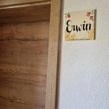 Haus Mali Lägenhet Heiligenborn